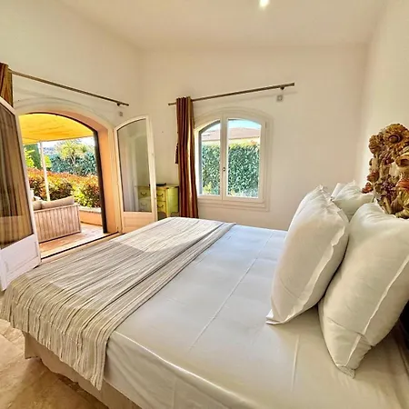 Fontanella Villa Sainte-Maxime