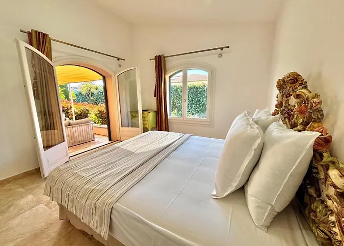 Fontanella Villa Sainte-Maxime