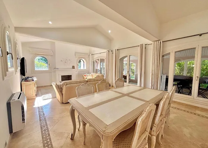 Fontanella * Сент-Максім